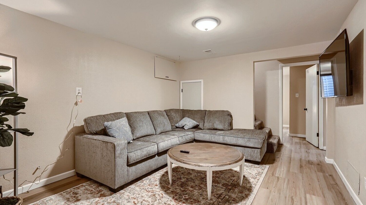 Photo of Livingroom in Scenic Heights