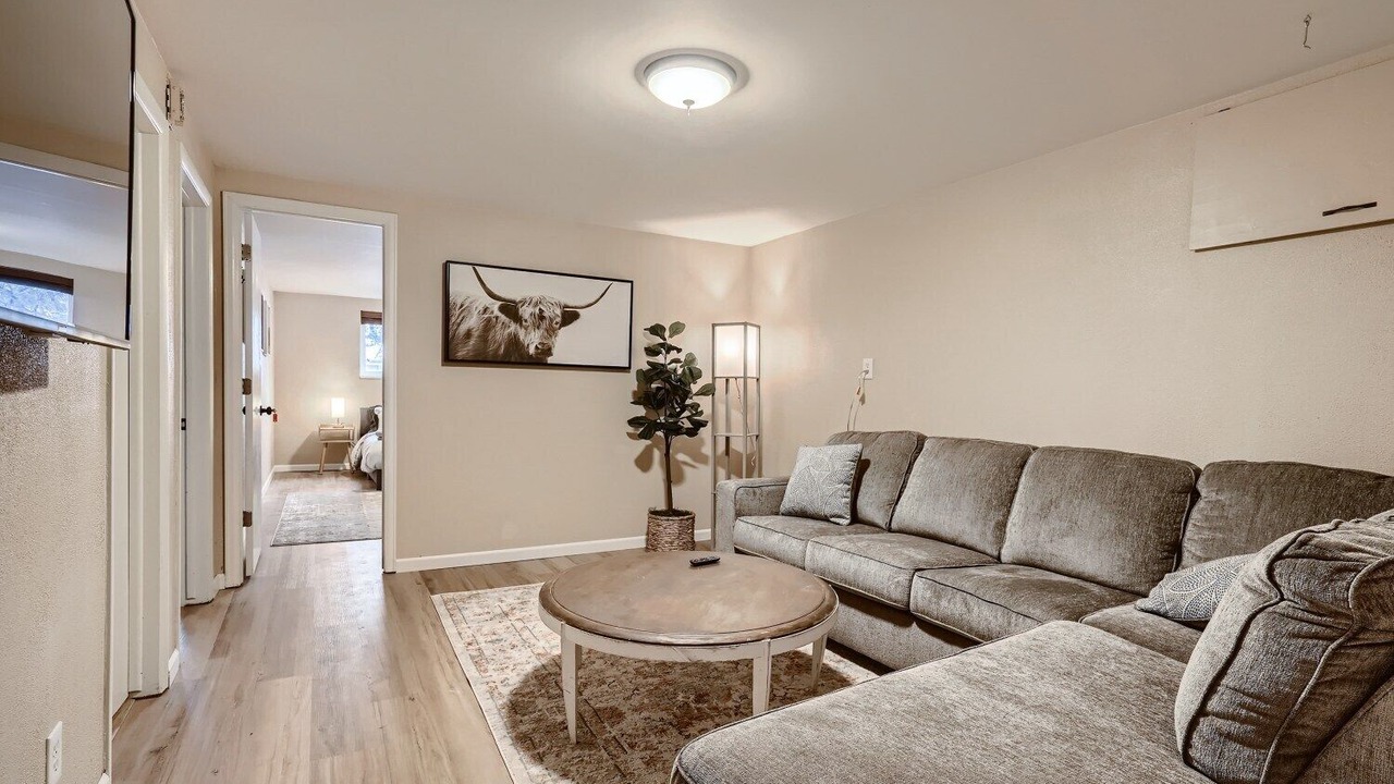 Photo of Livingroom in Scenic Heights