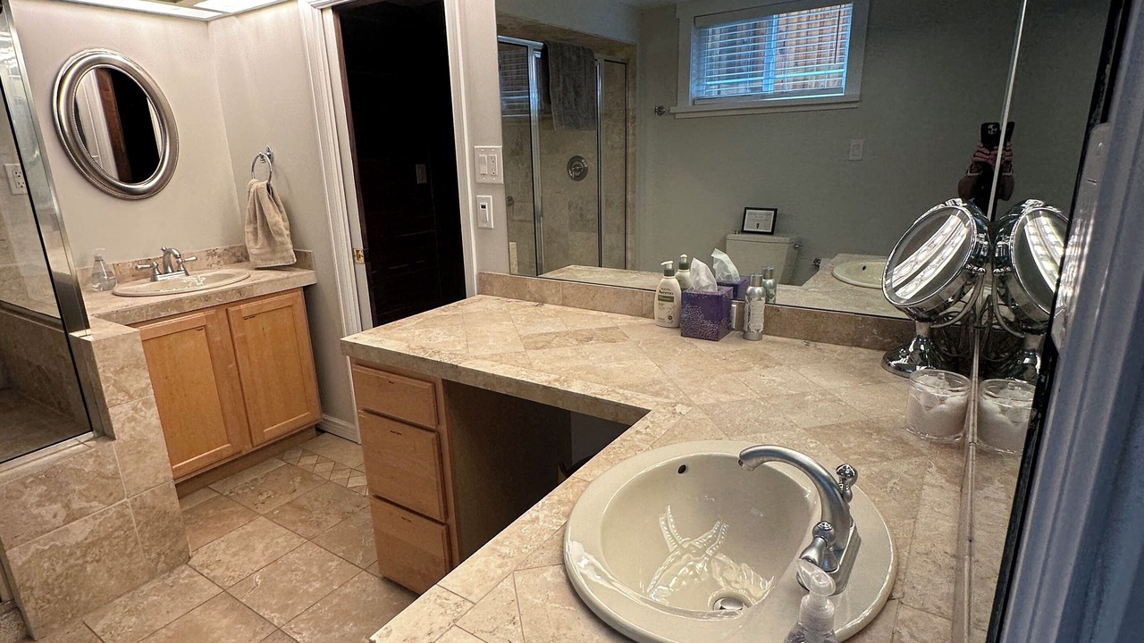 Photo of Bathroom in Washington Park