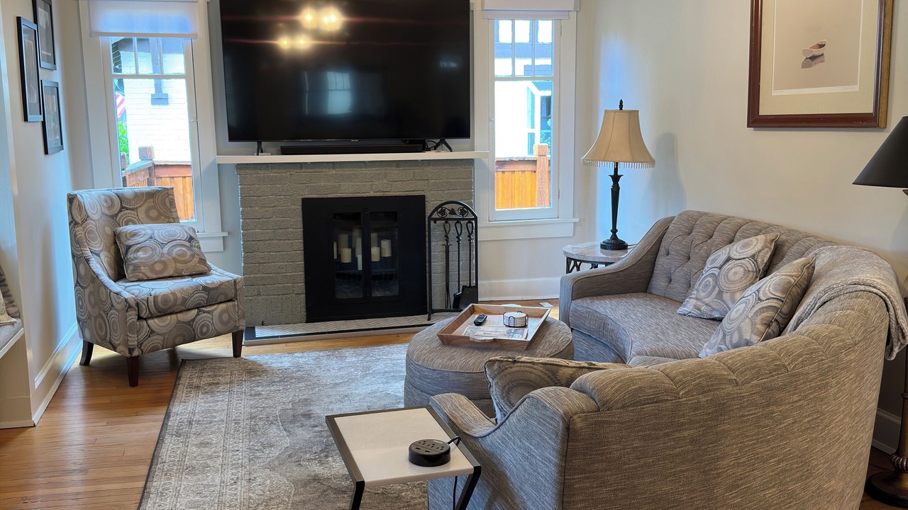 Photo of Livingroom in Washington Park
