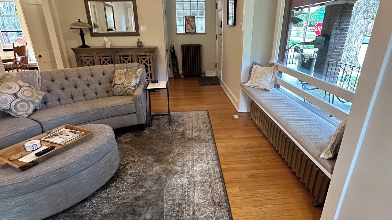 Photo of Livingroom in Washington Park