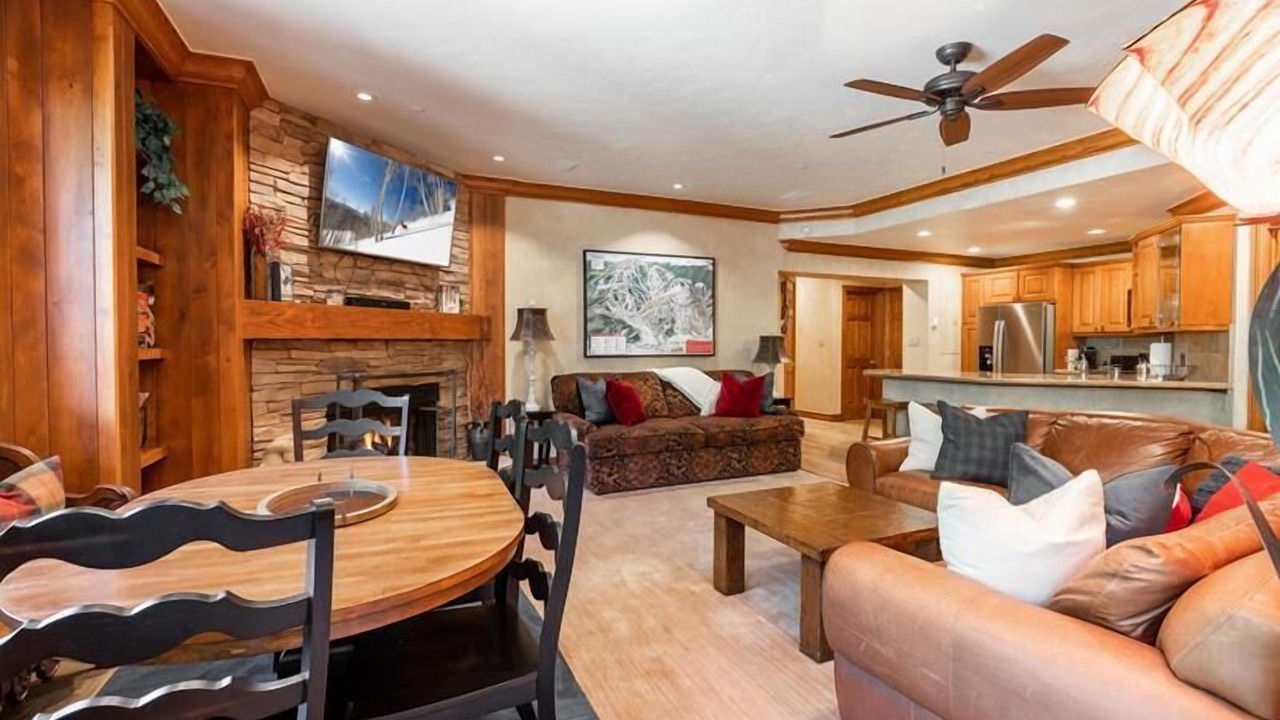 Photo of Livingroom in Beaver Creek