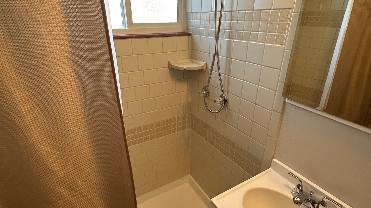 Photo of Bathroom in Edgewater