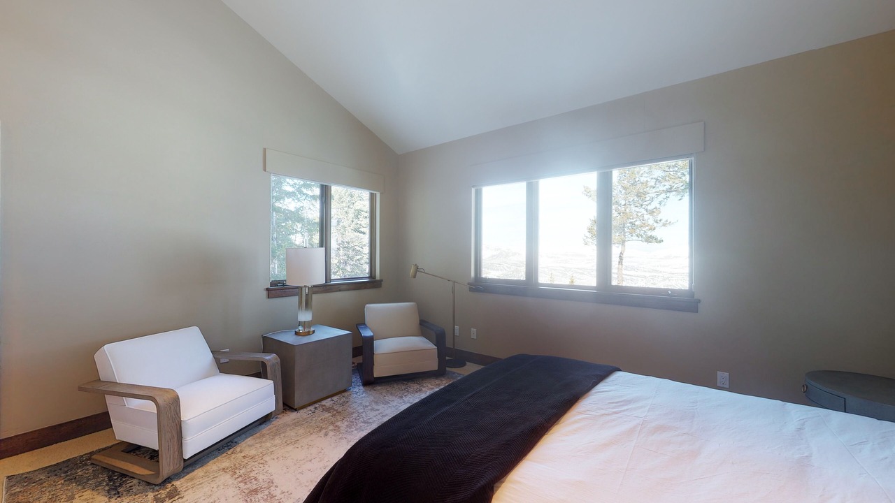 Photo of Bedroom in Edwards