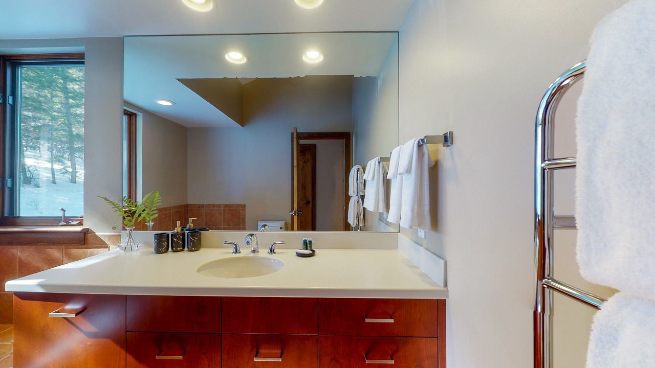 Photo of Bathroom in Edwards