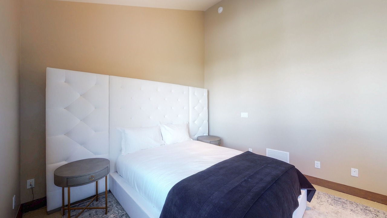 Photo of Bedroom in Edwards