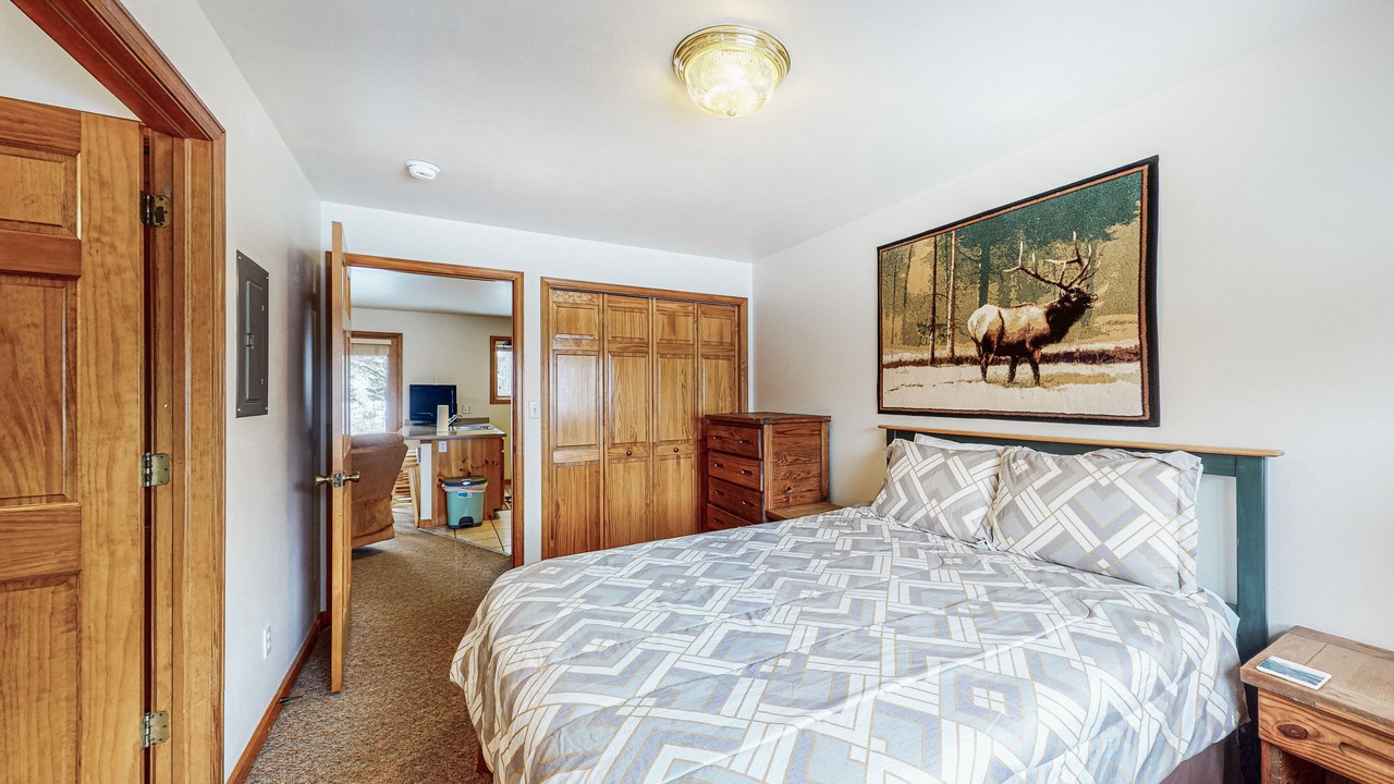 Photo of Bedroom in Grand Lake