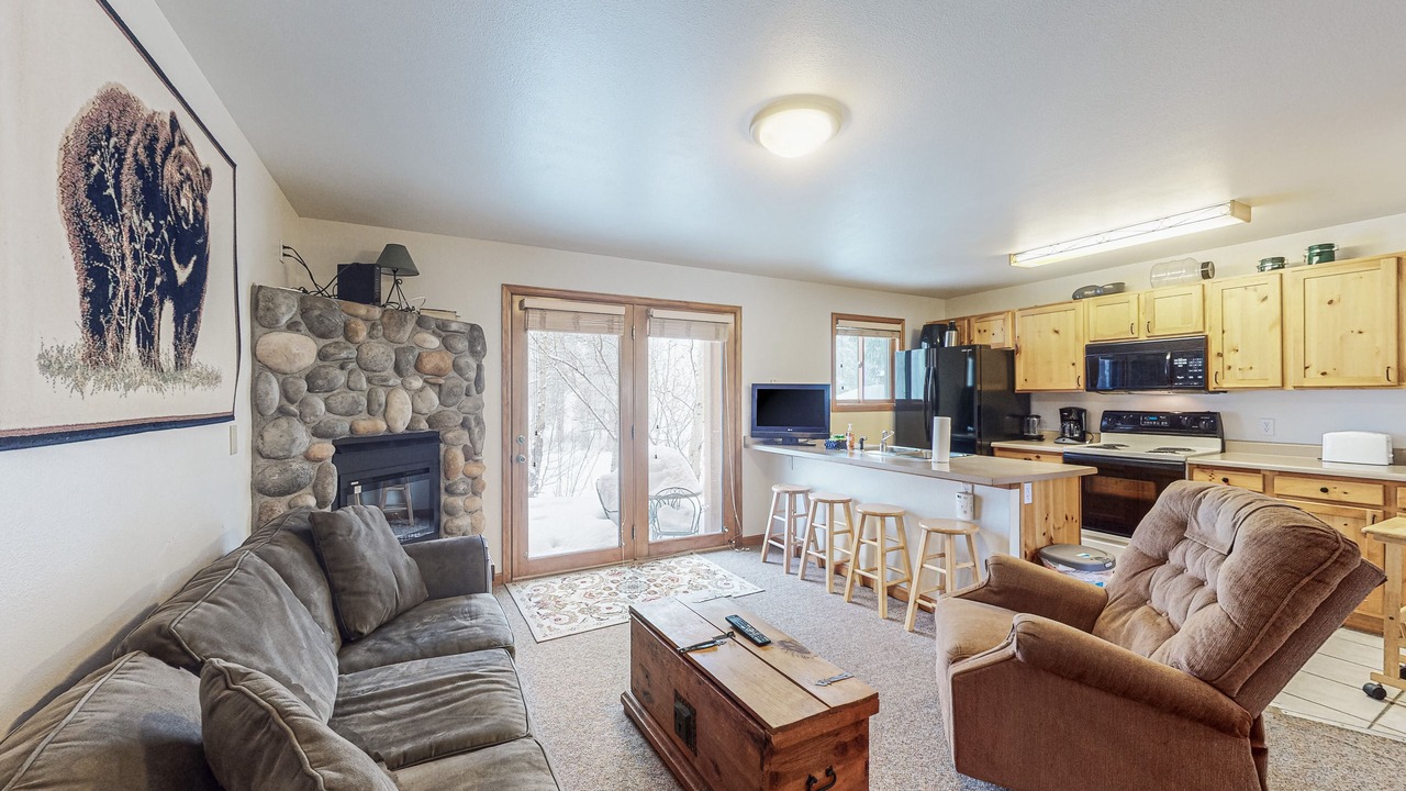 Photo of Livingroom in Grand Lake