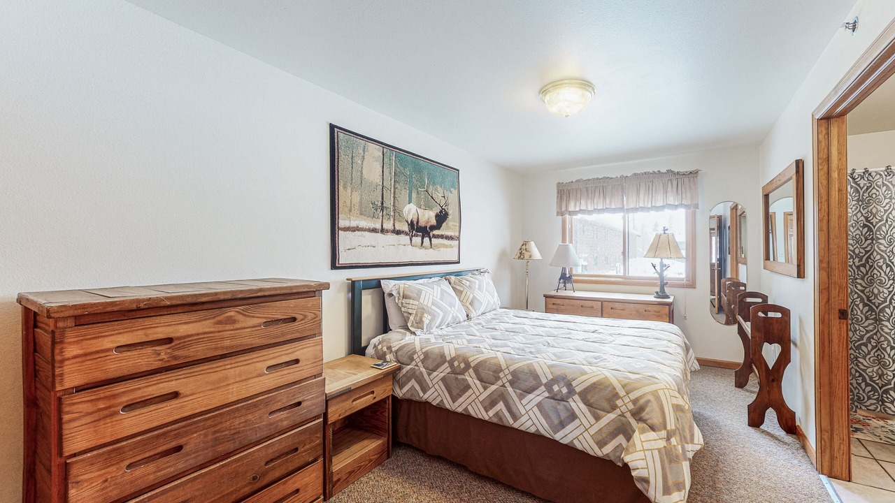 Photo of Bedroom in Grand Lake