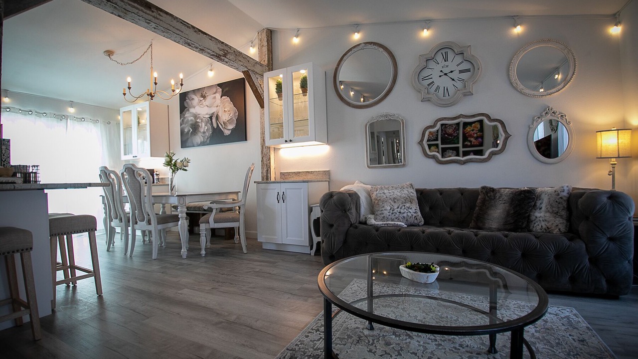 Photo of Livingroom in Lafayette