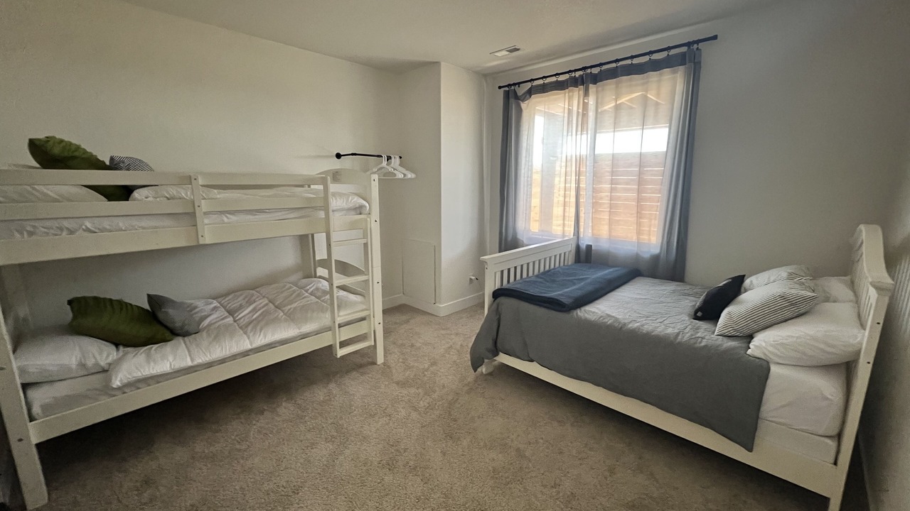Photo of Bedroom in Elbert