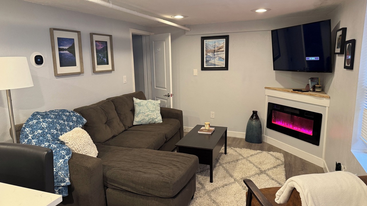 Photo of Livingroom in Washington Park West