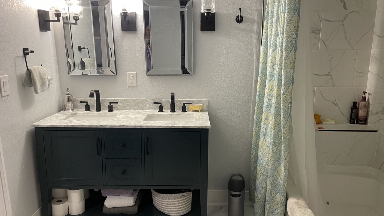 Photo of Bathroom in Washington Park West