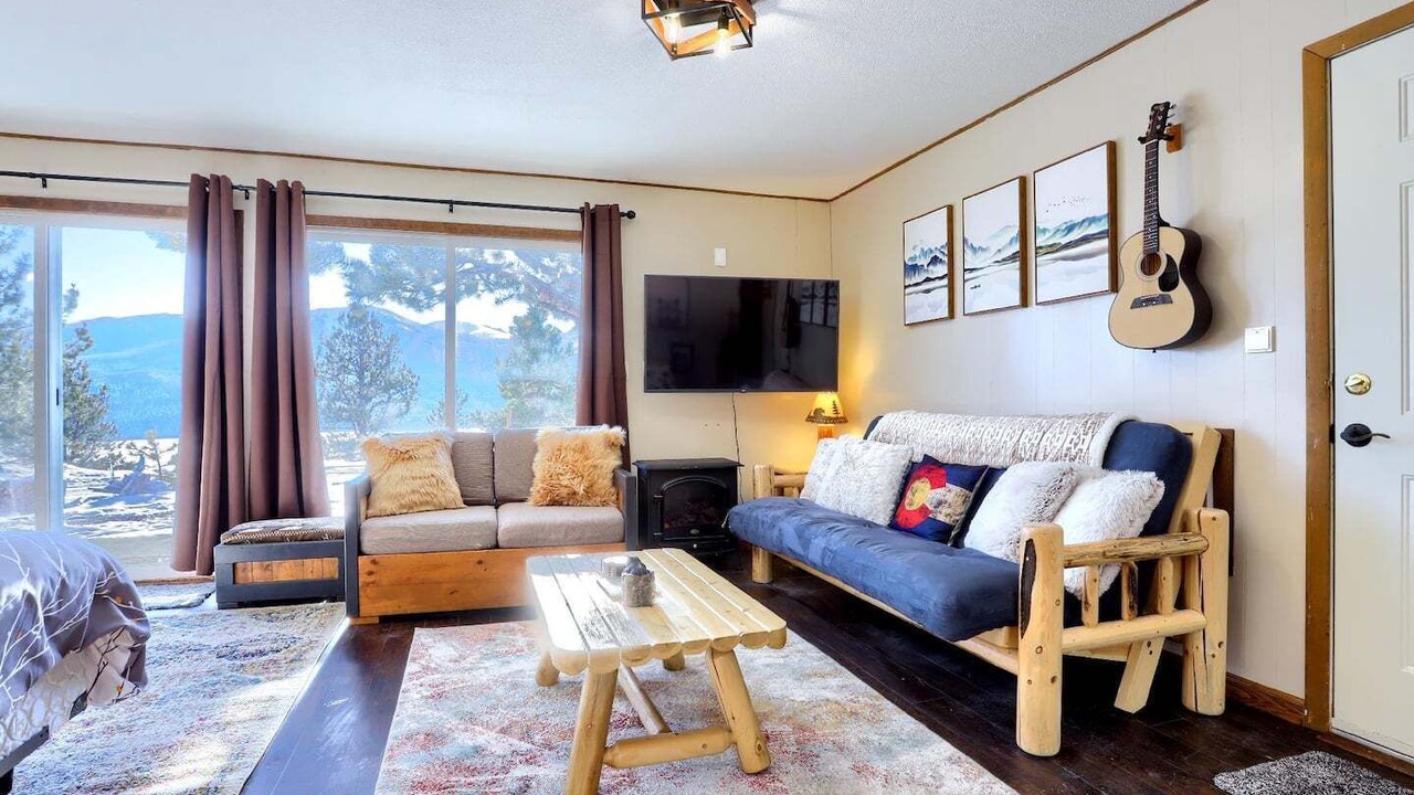 Photo of Bedroom in Twin Lakes