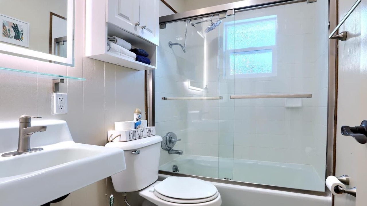 Photo of Bathroom in Twin Lakes