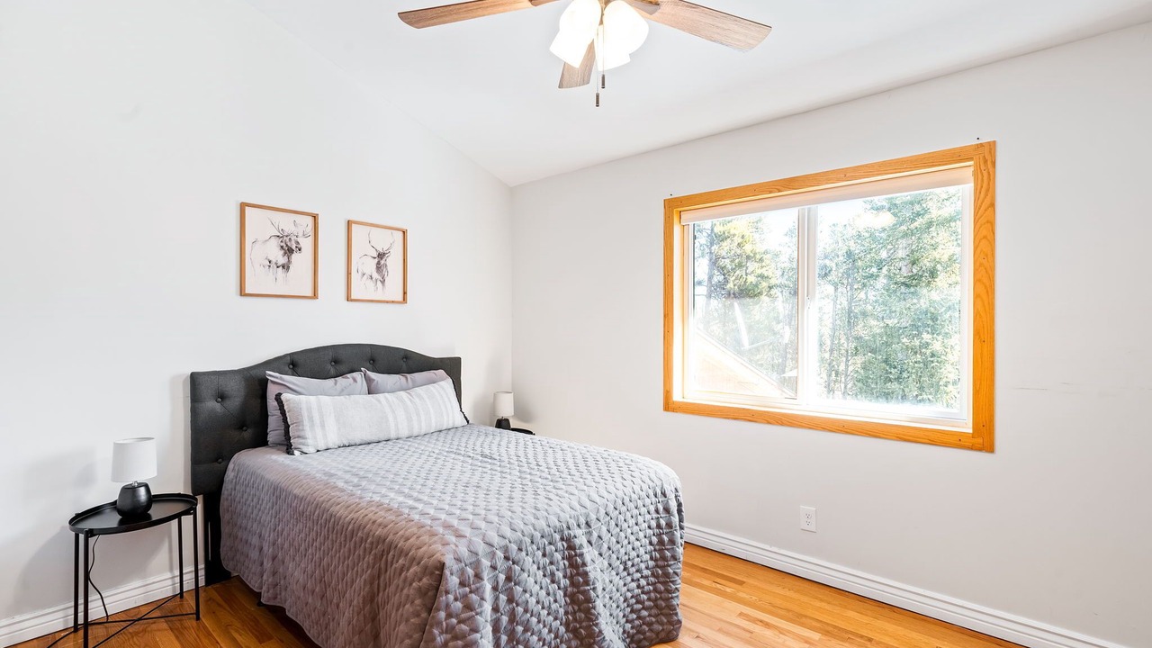Photo of Bedroom in Valley of the Sun