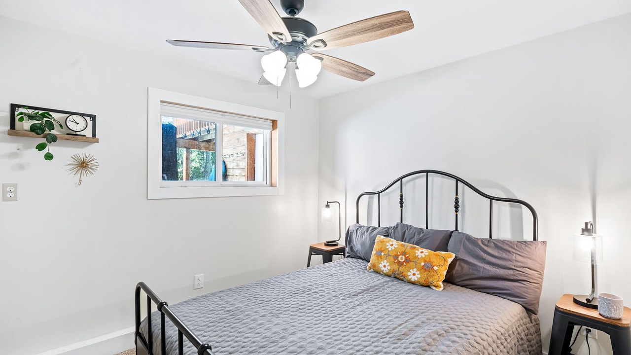 Photo of Bedroom in Valley of the Sun