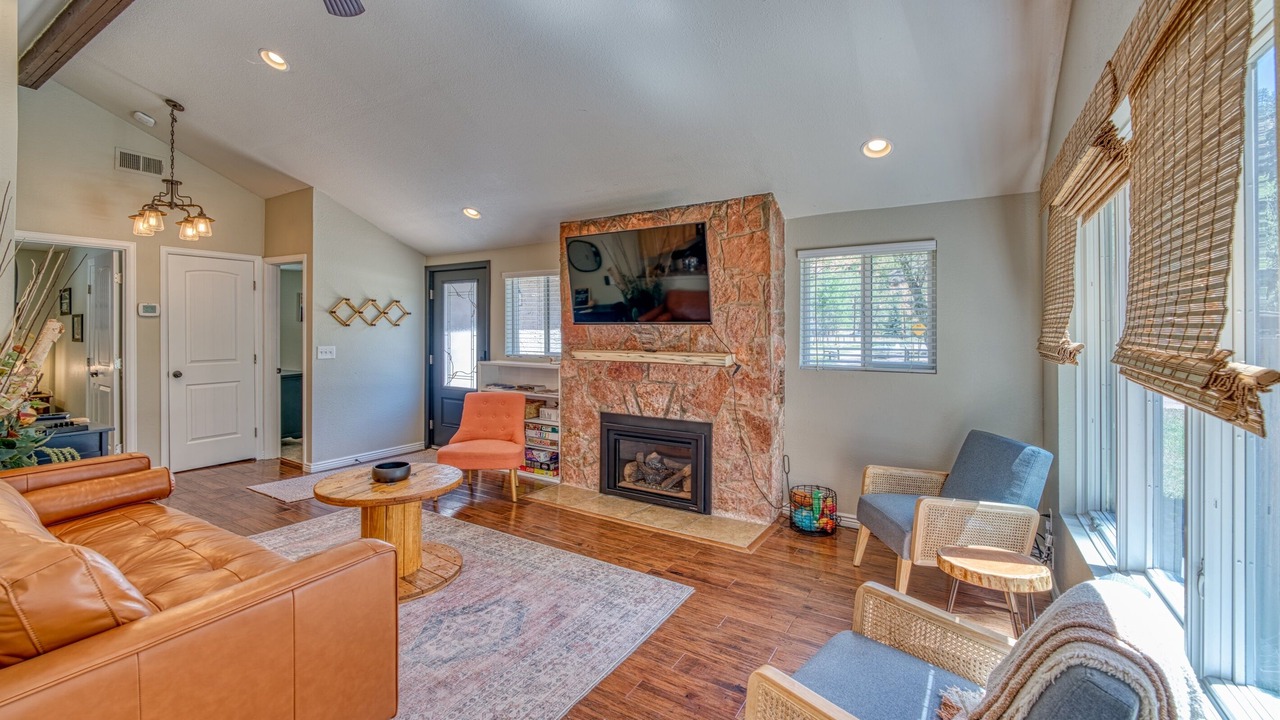 Photo of Bedroom in Green Mountain Falls