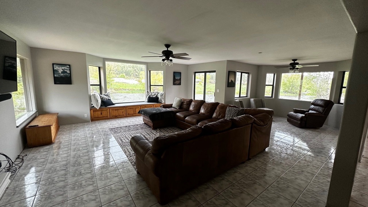 Photo of Livingroom in Bayfield