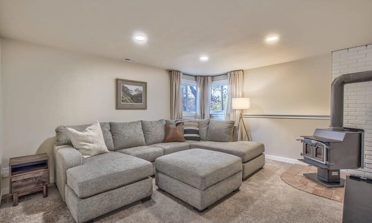 Photo of Livingroom in Briargate