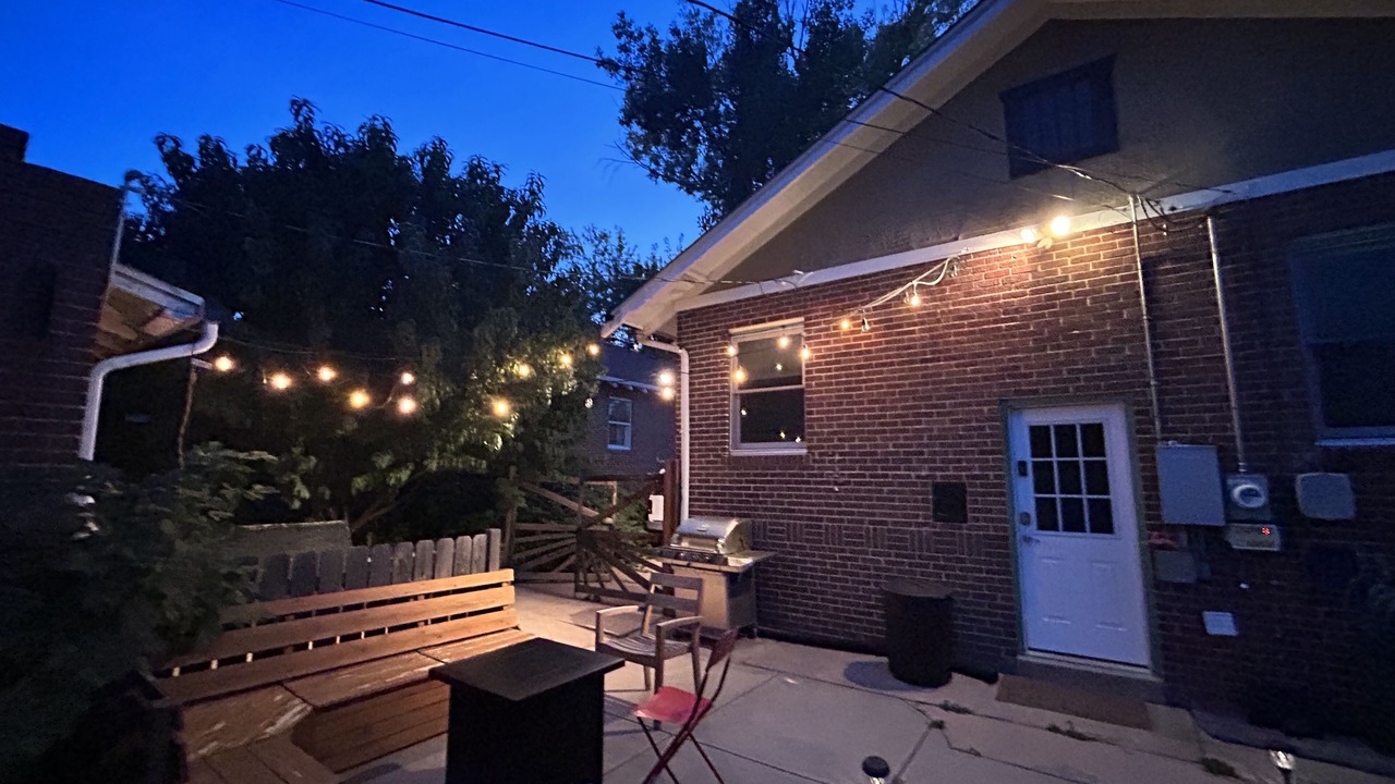 Photo of Outdoor in Hale