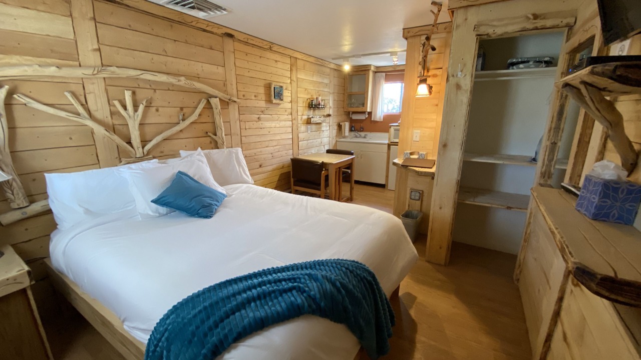 Photo of Bedroom in Cedaredge