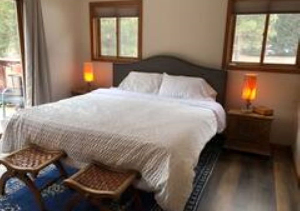Photo of Bedroom in Redstone