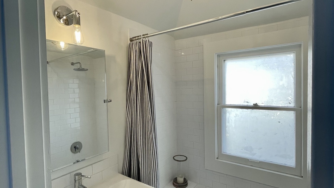 Photo of Bathroom in Capitol Hill