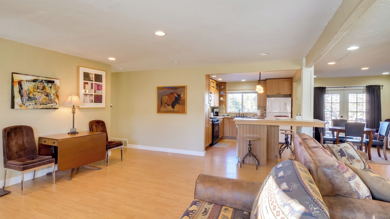 Photo of Livingroom in Leadville North