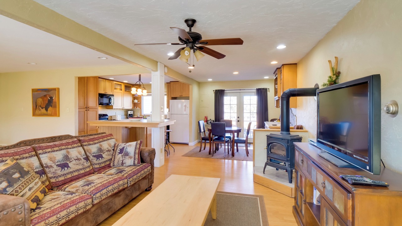 Photo of Livingroom in Leadville North