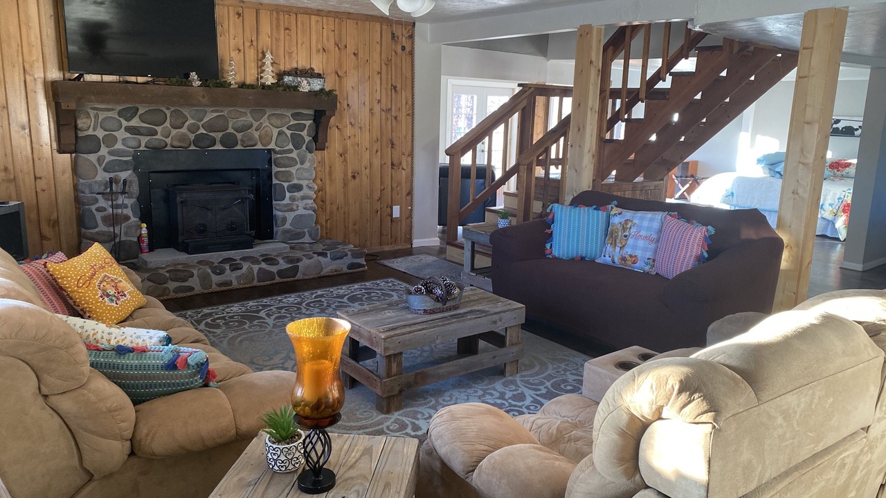Photo of Livingroom in Del Norte