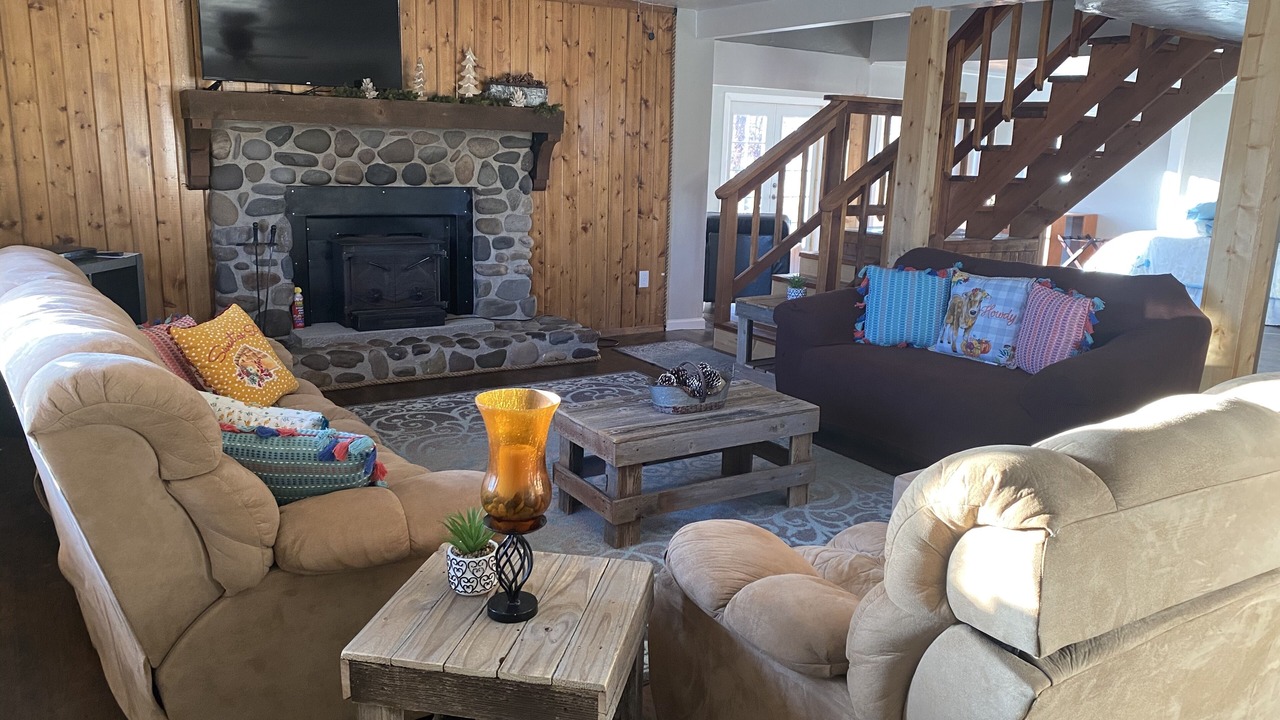 Photo of Livingroom in Del Norte
