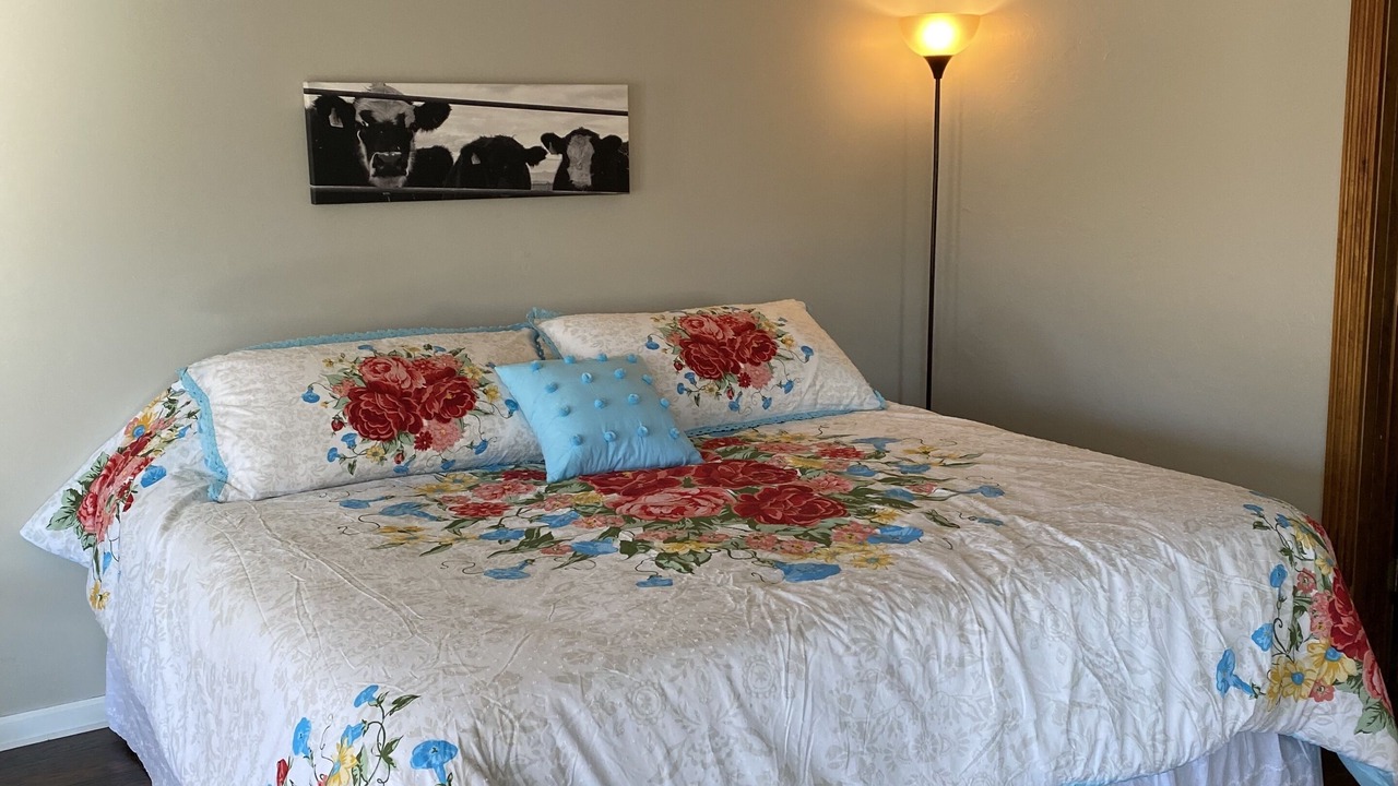 Photo of Bedroom in Del Norte