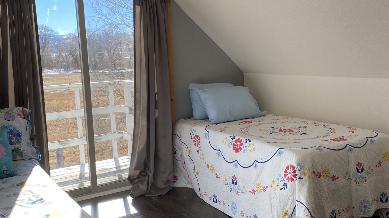 Photo of Bedroom in Del Norte