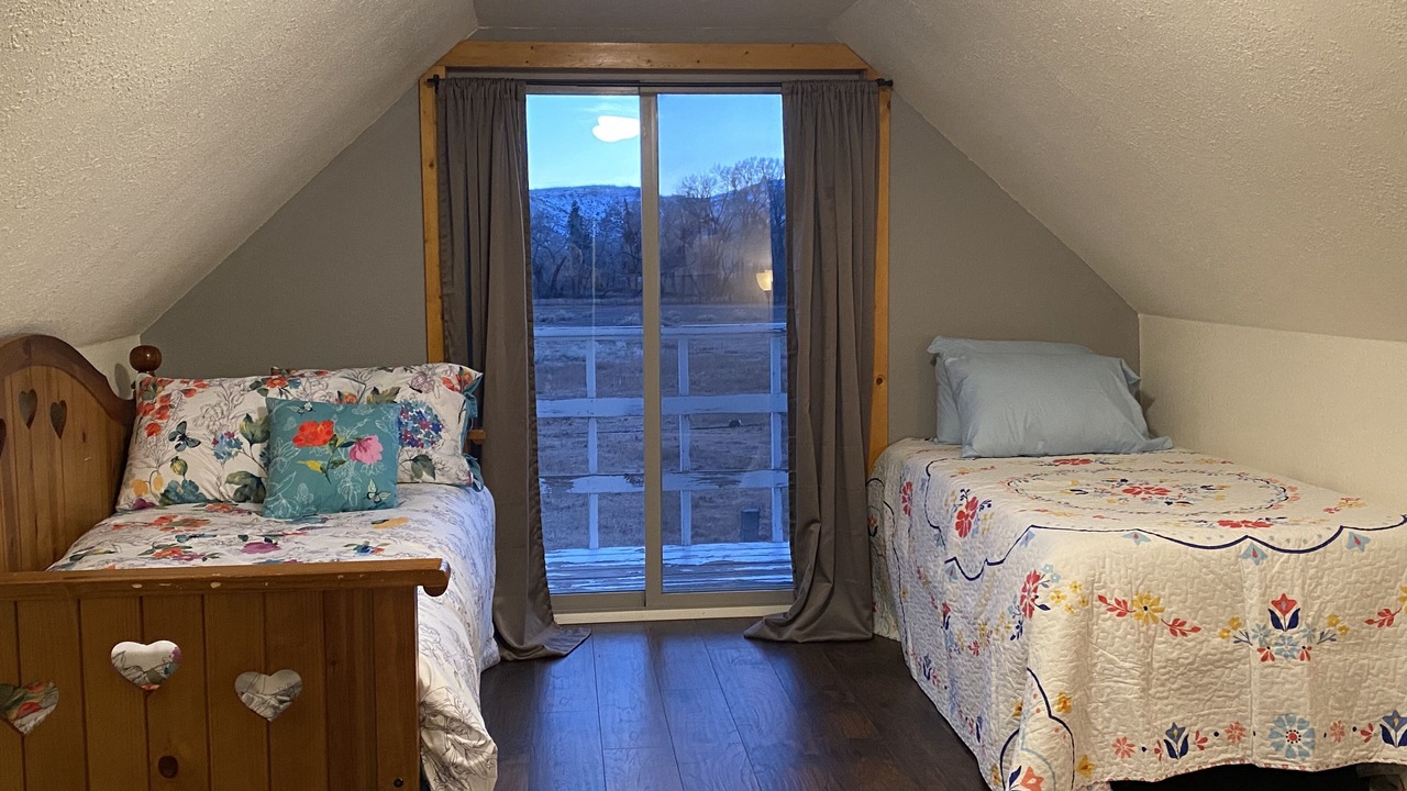 Photo of Bedroom in Del Norte