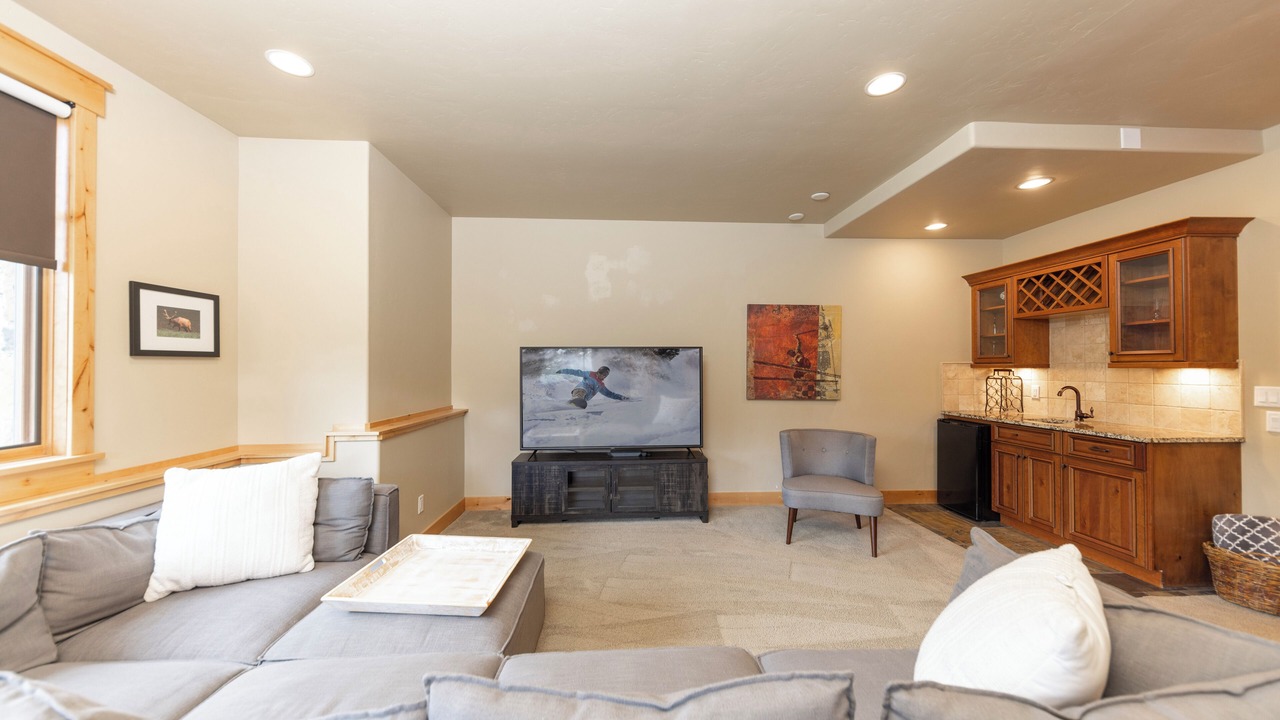 Photo of Bedroom in Three Peaks