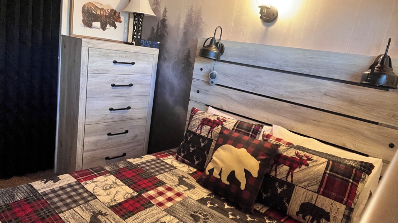 Photo of Bedroom in Lake George