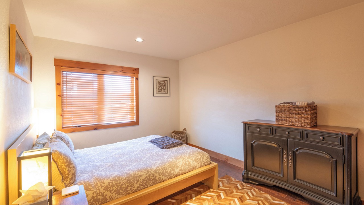 Photo of Bedroom in Crested Butte South