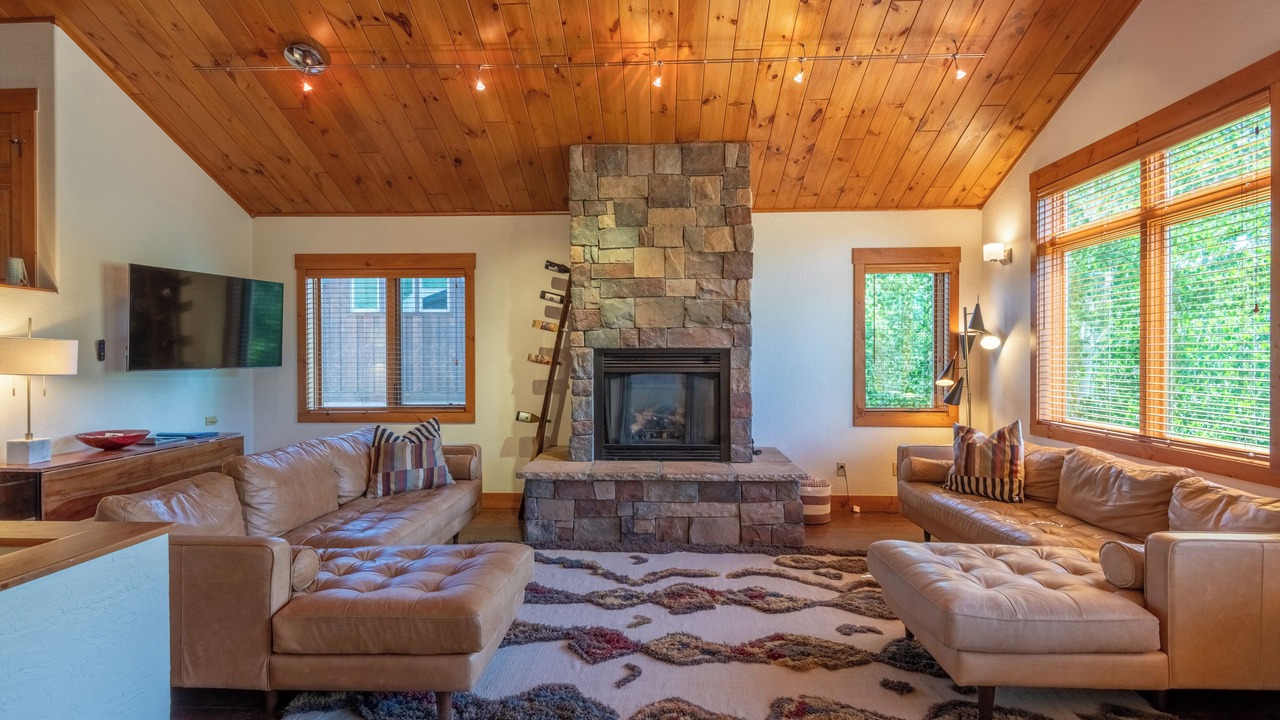Photo of Livingroom in Crested Butte South