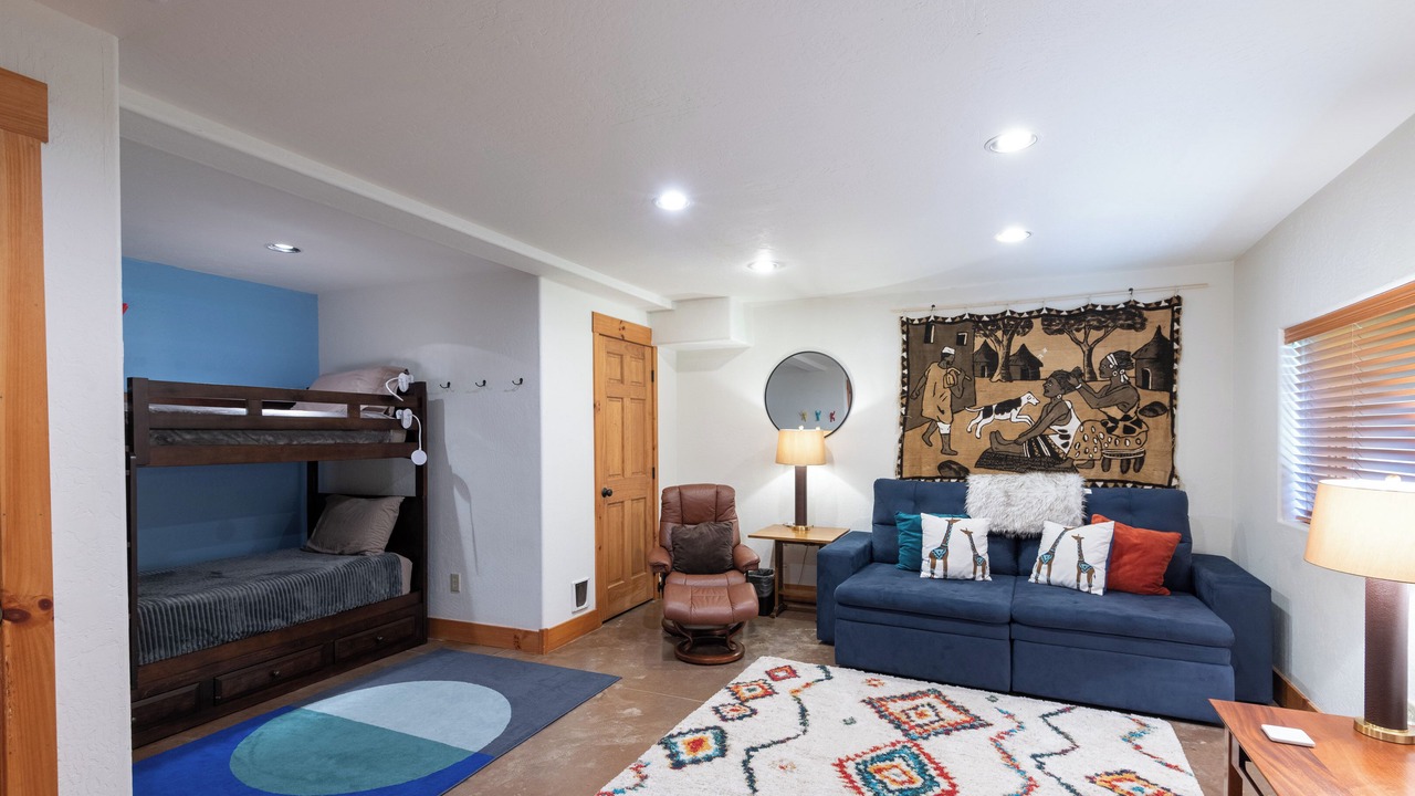 Photo of Bedroom in Crested Butte South