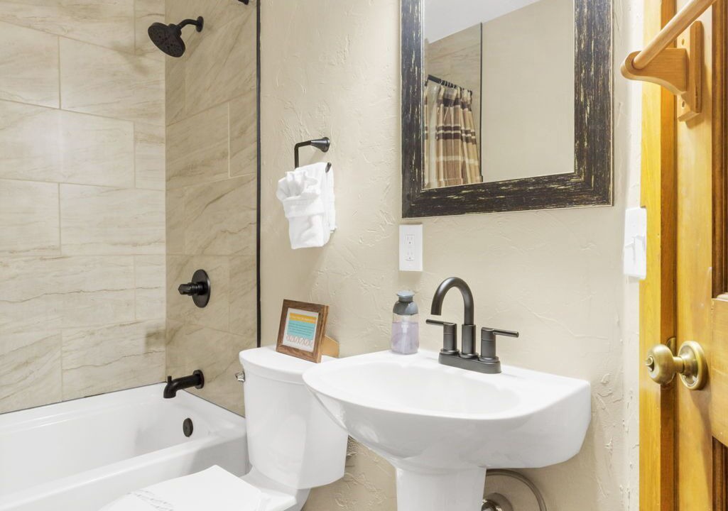 Photo of Bathroom in Twin Lakes