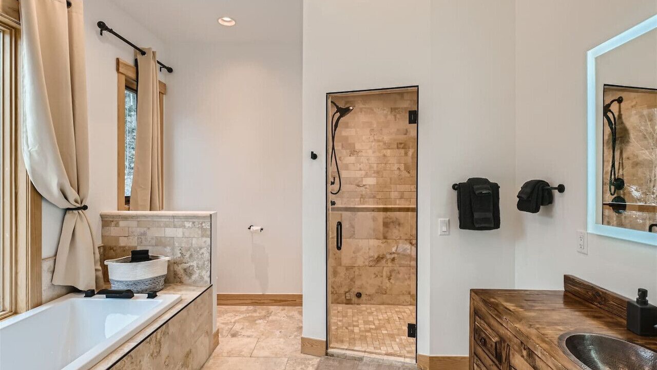 Photo of Bathroom in Silverthorne