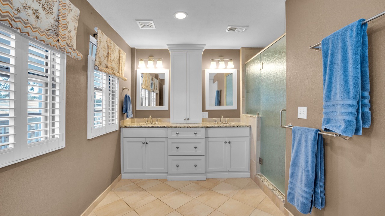 Photo of Bathroom in Parker