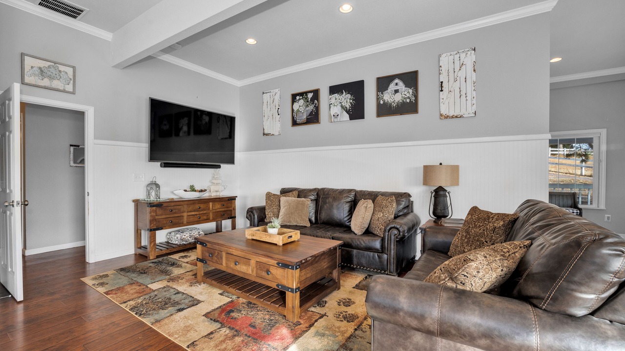 Photo of Livingroom in Parker