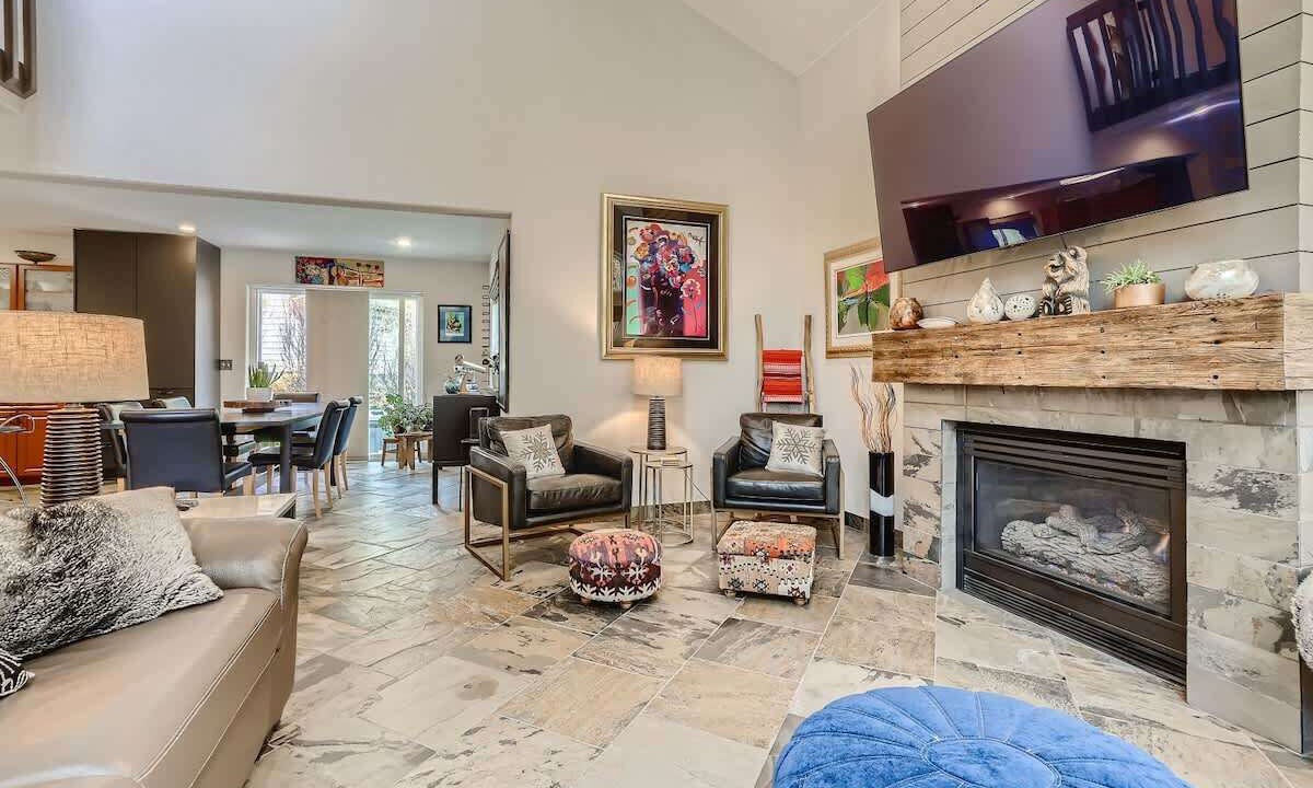 Photo of Livingroom in Dillon