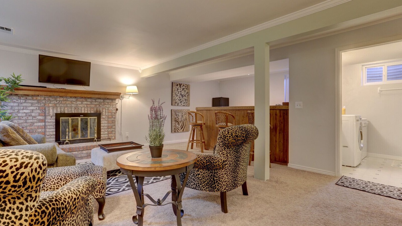 Photo of Bedroom in Ken Caryl