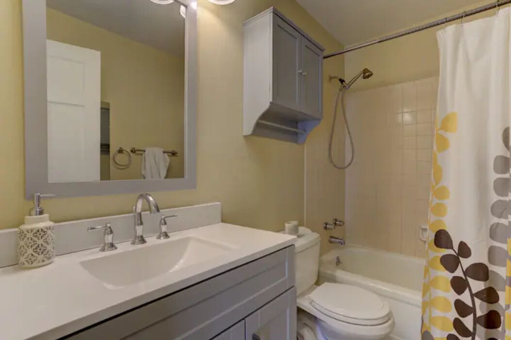 Photo of Bathroom in Ken Caryl