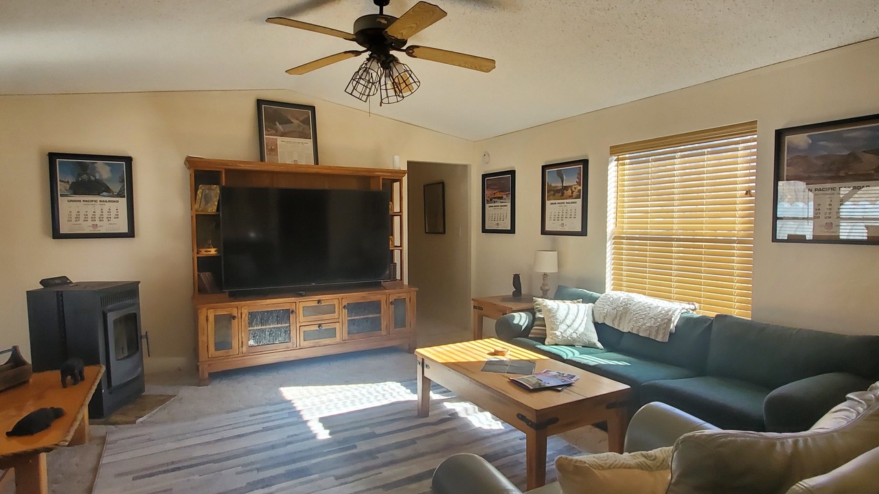 Photo of Livingroom in Nucla