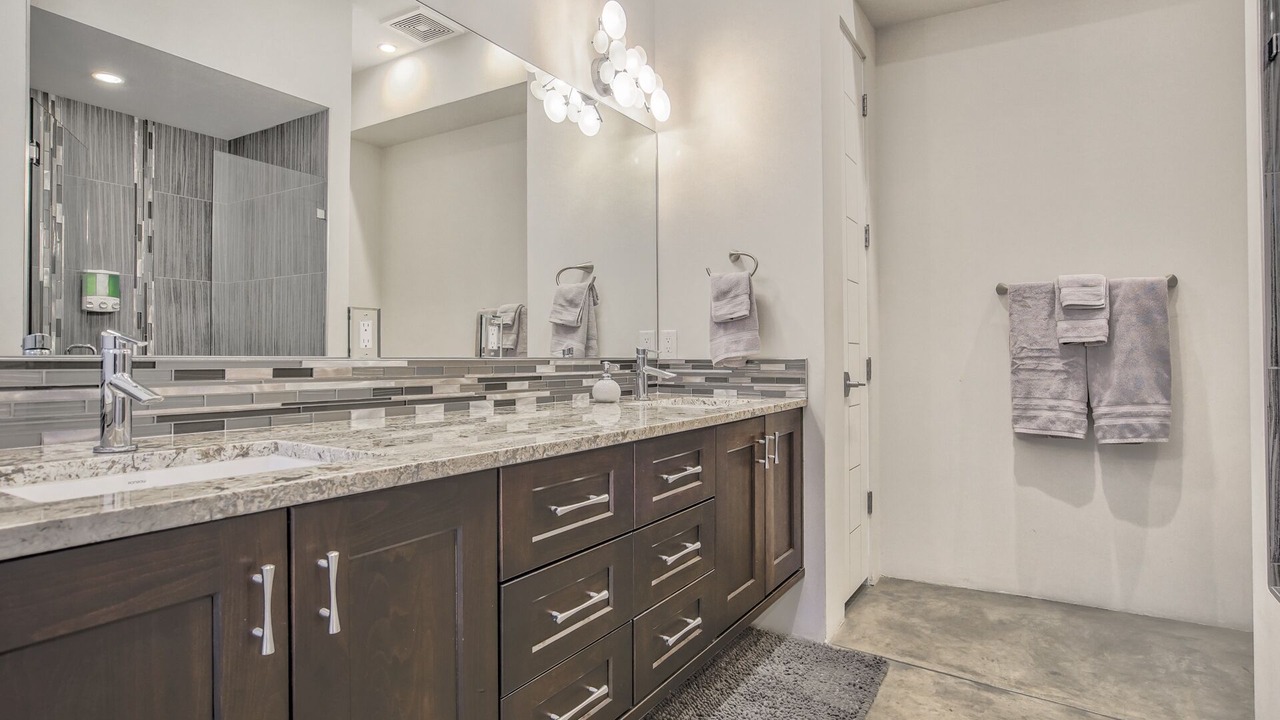 Photo of Bathroom in Broadmoor