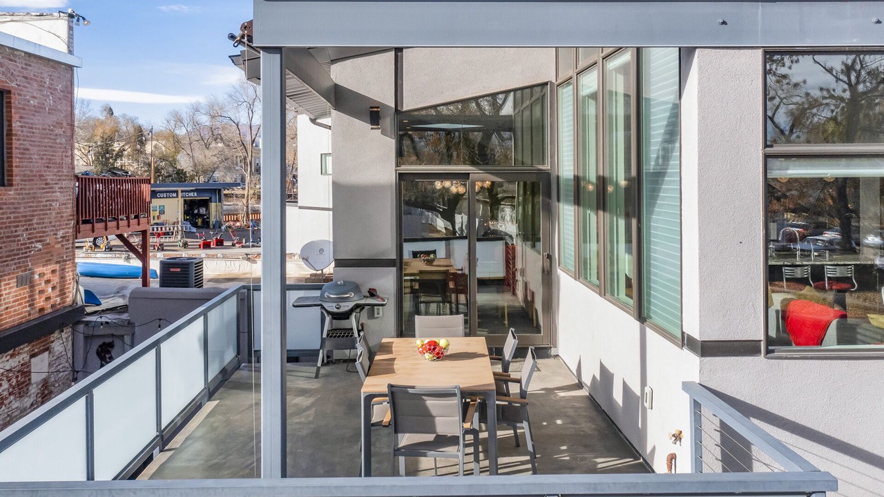 Photo of Outdoor in Broadmoor